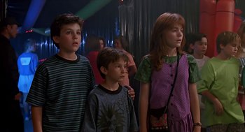 Movie still from “The Wizard” (1989), directed by Todd Holland – A group of children standing next to each other; Medium shot, Low angle