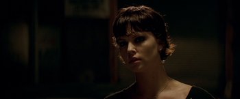 Movie still from “The Yards” (2000), directed by James Gray – A person with short hair; Close Up shot, Over the shoulder angle