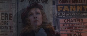 Movie still from “Victor/Victoria” (1982), directed by Blake Edwards – A woman wearing a hat and a fur coat; Close Up shot, Overhead angle