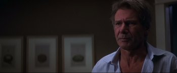 Movie still from “What Lies Beneath” (2000), directed by Robert Zemeckis – A person wearing a shirt; Close Up shot, Over the shoulder angle