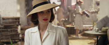Movie still from “Allied” (2016), directed by Robert Zemeckis – Close Up shot, Over the shoulder angle