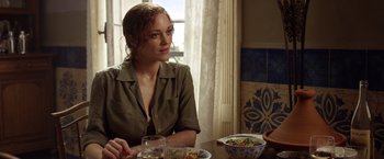 Movie still from “Allied” (2016), directed by Robert Zemeckis – Medium shot, Over the shoulder angle