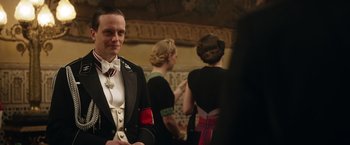 Movie still from “Allied” (2016), directed by Robert Zemeckis – Medium shot, Over the shoulder angle