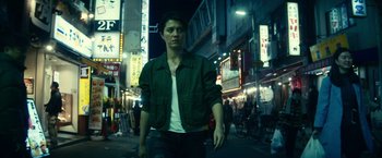 Movie still from “Kate” (2021), directed by Cedric Nicolas-Troyan – Medium shot, Low angle