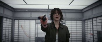 Movie still from “Kate” (2021), directed by Cedric Nicolas-Troyan – Medium shot, Over the shoulder angle