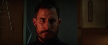 Movie still from “Kidnapping Stella” (2019), directed by Thomas Sieben – A person with a beard; Close Up shot, Low angle