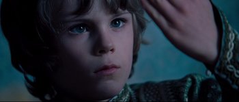 Movie still from “Kingdom of Heaven” (2005), directed by Ridley Scott – Close Up shot, Over the shoulder angle