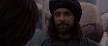 Movie still from “Kingdom of Heaven” (2005), directed by Ridley Scott – Close Up shot, Over the shoulder angle