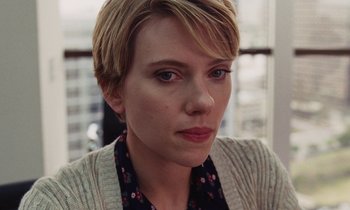 Movie still from “Marriage Story” (2019), directed by Noah Baumbach – Close Up shot, Over the shoulder angle