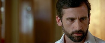 Movie still from “Little Miss Sunshine” (2006), directed by Jonathan Dayton – A person wearing a white shirt; Close Up shot, Over the shoulder angle