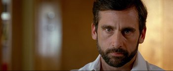 Movie still from “Little Miss Sunshine” (2006), directed by Jonathan Dayton – A person wearing a white shirt; Close Up shot, Over the shoulder angle