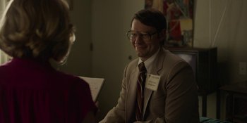 Movie still from “Love & Death” (2023), directed by Clark Johnson – Close Up shot, Over the shoulder angle