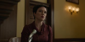 Movie still from “Love & Death” (2023), directed by Clark Johnson – Close Up shot, Over the shoulder angle