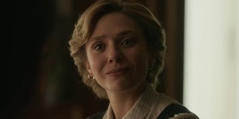 Movie still from “Love & Death” (2023), directed by Clark Johnson – Close Up shot, Over the shoulder angle