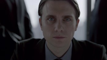 Movie still from “Mr. Robot” (2015), created by Sam Esmail – Close Up shot, Over the shoulder angle