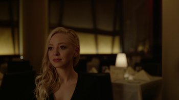 Movie still from “Mr. Robot” (2015), created by Sam Esmail – A beautiful blonde woman with long hair looking to her left; Close Up shot, Over the shoulder angle