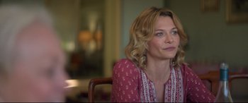 Movie still from “Penguin Bloom” (2020), directed by Glendyn Ivin – A woman sitting in a chair looking to her left; Close Up shot, Over the shoulder angle