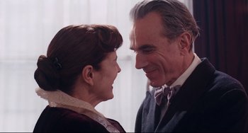Movie still from “Phantom Thread” (2017), directed by Paul Thomas Anderson – Close Up shot, Over the shoulder angle