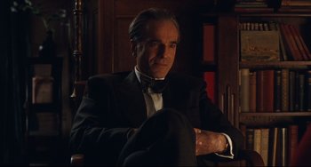 Movie still from “Phantom Thread” (2017), directed by Paul Thomas Anderson – Medium shot, Low angle
