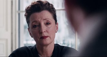 Movie still from “Phantom Thread” (2017), directed by Paul Thomas Anderson – Close Up shot, Over the shoulder angle