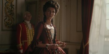 Movie still from “Queen Charlotte: A Bridgerton Story” (2023), directed by Tom Verica – Medium shot, Over the shoulder angle