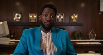 Movie still from “Sandy Wexler” (2017), directed by Steven Brill – Close Up shot, Over the shoulder angle