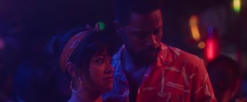 Movie still from “Someone Great” (2019), directed by Jennifer Kaytin Robinson – A man and a woman standing next to each other; Close Up shot, Over the shoulder angle
