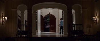 Movie still from “Southpaw” (2015), directed by Antoine Fuqua – Wide shot, Low angle