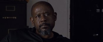 Movie still from “Southpaw” (2015), directed by Antoine Fuqua – Close Up shot, Over the shoulder angle