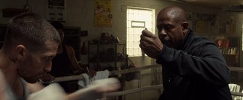 Movie still from “Southpaw” (2015), directed by Antoine Fuqua – Medium shot, Over the shoulder angle