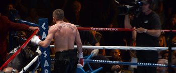 Movie still from “Southpaw” (2015), directed by Antoine Fuqua – Medium shot, Over the shoulder angle