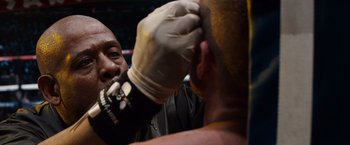 Movie still from “Southpaw” (2015), directed by Antoine Fuqua – Close Up shot, Over the shoulder angle