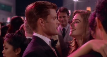 Movie still from “Starship Troopers” (1997), directed by Paul Verhoeven – Close Up shot, Over the shoulder angle