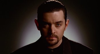 Movie still from “Starship Troopers” (1997), directed by Paul Verhoeven – Close Up shot, Low angle