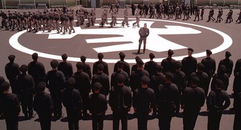 Movie still from “Starship Troopers” (1997), directed by Paul Verhoeven – Extreme Wide shot, High angle
