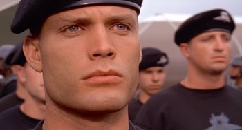 Movie still from “Starship Troopers” (1997), directed by Paul Verhoeven – Close Up shot, Low angle