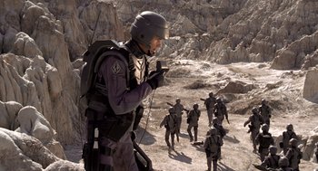 Movie still from “Starship Troopers” (1997), directed by Paul Verhoeven – Wide shot, High angle