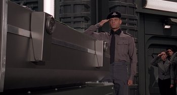 Movie still from “Starship Troopers” (1997), directed by Paul Verhoeven – Wide shot, Low angle