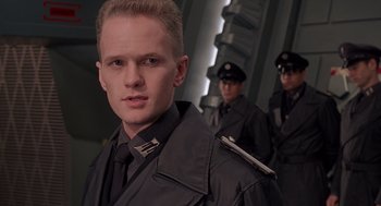 Movie still from “Starship Troopers” (1997), directed by Paul Verhoeven – Close Up shot, Low angle