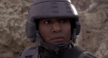Movie still from “Starship Troopers” (1997), directed by Paul Verhoeven – Close Up shot, Low angle