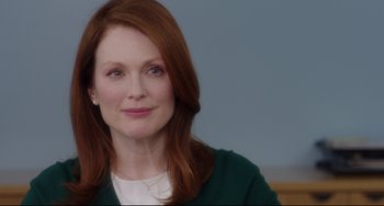 Movie still from “Still Alice” (2014), directed by Richard Glatzer – A person with long red hair; Close Up shot, Over the shoulder angle