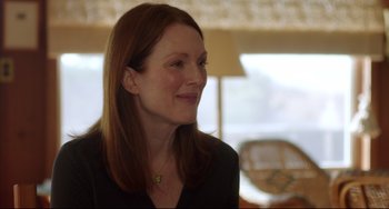 Movie still from “Still Alice” (2014), directed by Richard Glatzer – A person with long hair; Close Up shot, Over the shoulder angle