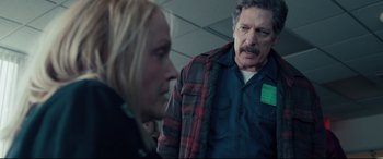 Movie still from “Stronger” (2017), directed by David Gordon Green – A man and a woman are standing in front of each other; Close Up shot, Over the shoulder angle