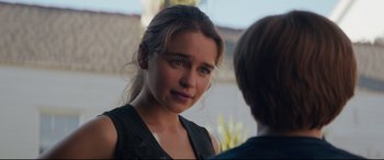 Movie still from “Terminator Genisys” (2015), directed by Alan Taylor – A person talking to another person; Close Up shot, Over the shoulder angle