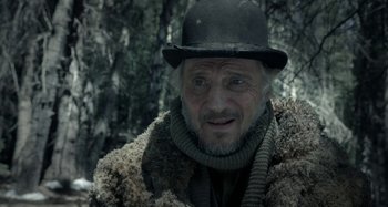 Movie still from “The Ballad of Buster Scruggs” (2018), directed by Joel Coen – Close Up shot, Over the shoulder angle