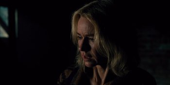 Movie still from “The Book of Henry” (2017), directed by Colin Trevorrow – A person with long blonde hair; Close Up shot, Over the shoulder angle