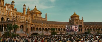 Movie still from “The Dictator” (2012), directed by Larry Charles – Extreme Wide shot, High angle