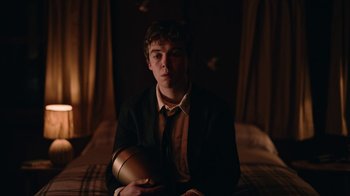 Movie still from “The End of the F***ing World” (2017), directed by Jonathan Entwistle – Medium shot, Low angle