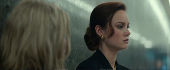 Movie still from “The Glass Castle” (2017), directed by Destin Daniel Cretton – A person wearing a black shirt; Close Up shot, Over the shoulder angle