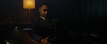 Movie still from “The Gray Man” (2022), directed by Joe Russo – Medium shot, Low angle